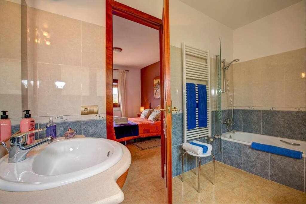 Can Lari Chalet Vall-Llobrega Dış mekan fotoğraf